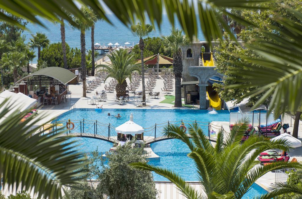 Thalia Beach Resort Hotel Ilica  Exterior photo